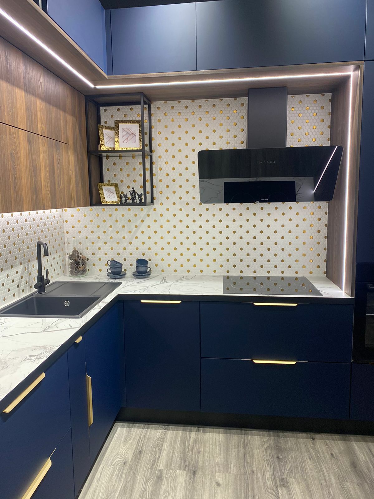 Мозаика Babylon Gold серия Ceramic Bona