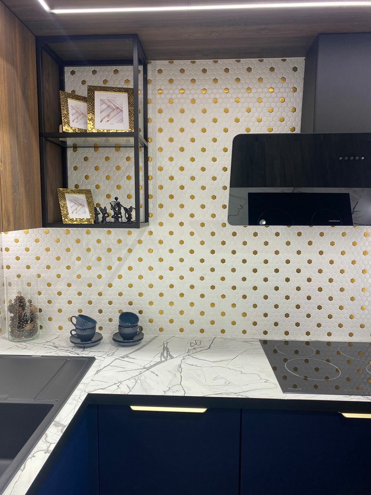 Мозаика Babylon Gold серия Ceramic Bona